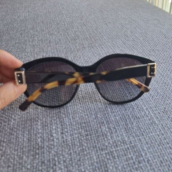 Burberry  Black  Havana Sunglasses - Picture 2 of 6